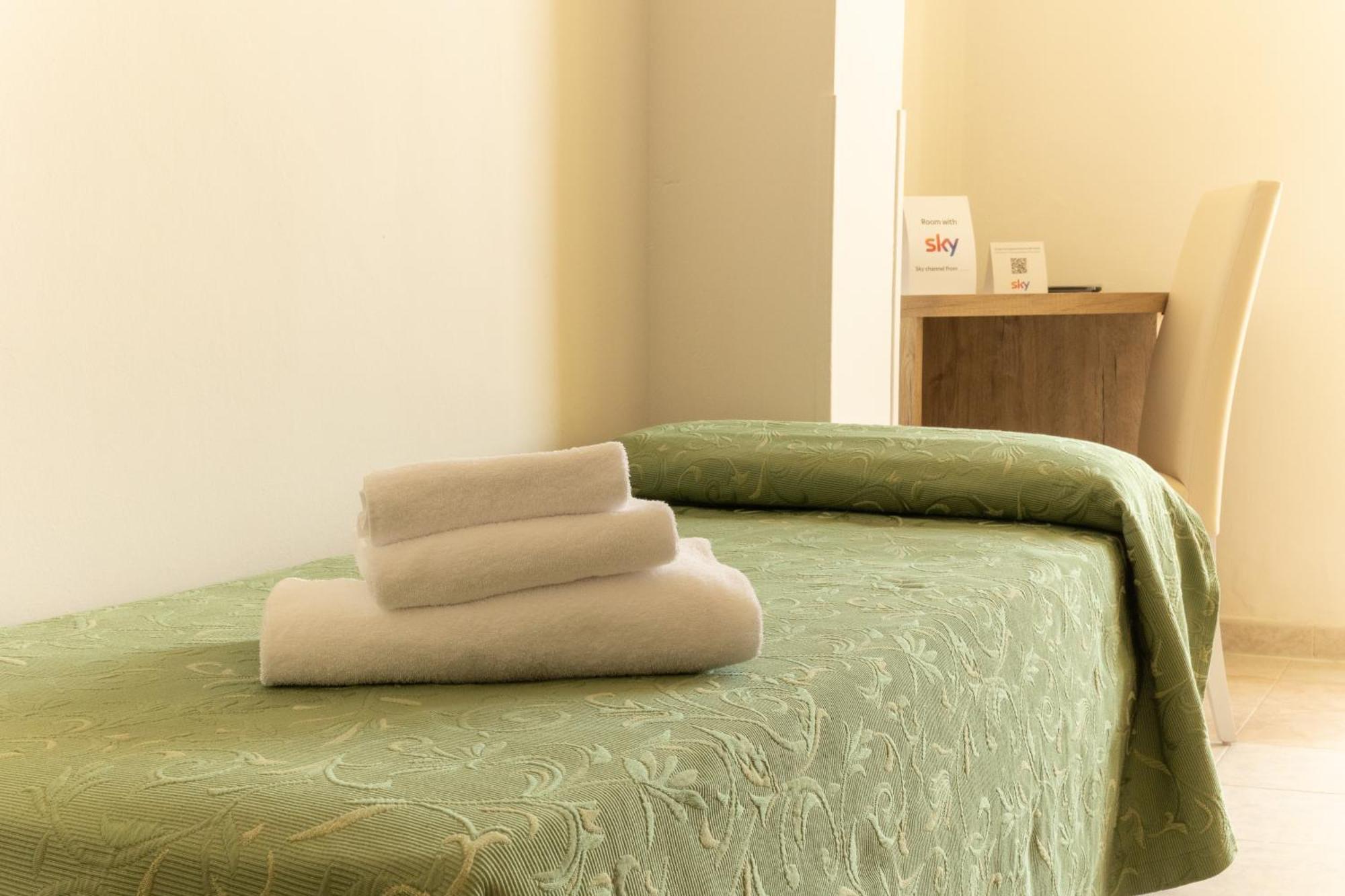 Hotel Royal กัตตอลิกา ภายนอก รูปภาพ